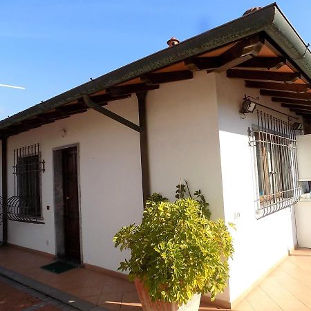 Aparthotel Casa Nuccia Gentili David Marina di Massa Exteriér fotografie